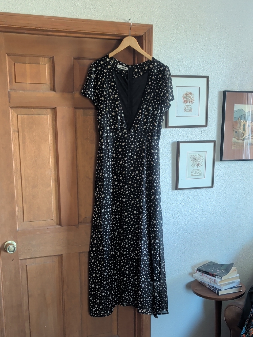Black Star Print Midi Dress